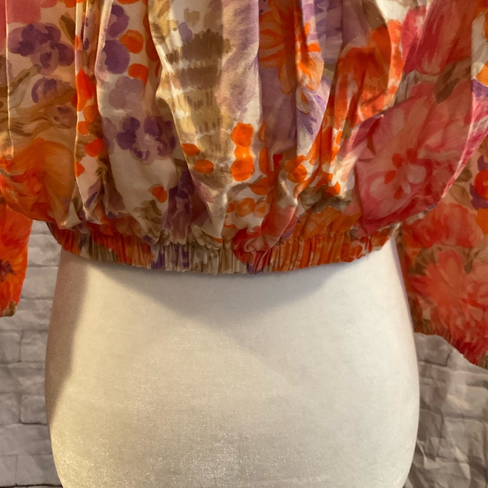 “ZARA” ORANGE FLORAL Crop Top. - Picture 6 of 15
